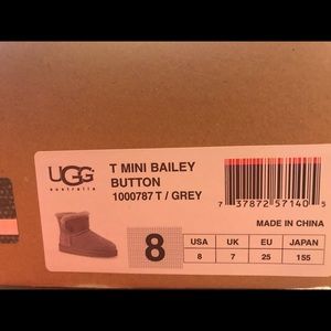 Girls Mini Bailey Button Grey size 8 UGG boots